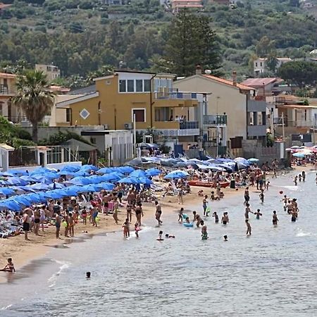 Casa Antonella Hotel Трабия Екстериор снимка