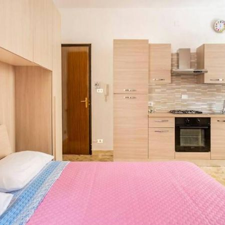 Casa Antonella Hotel Трабия Екстериор снимка