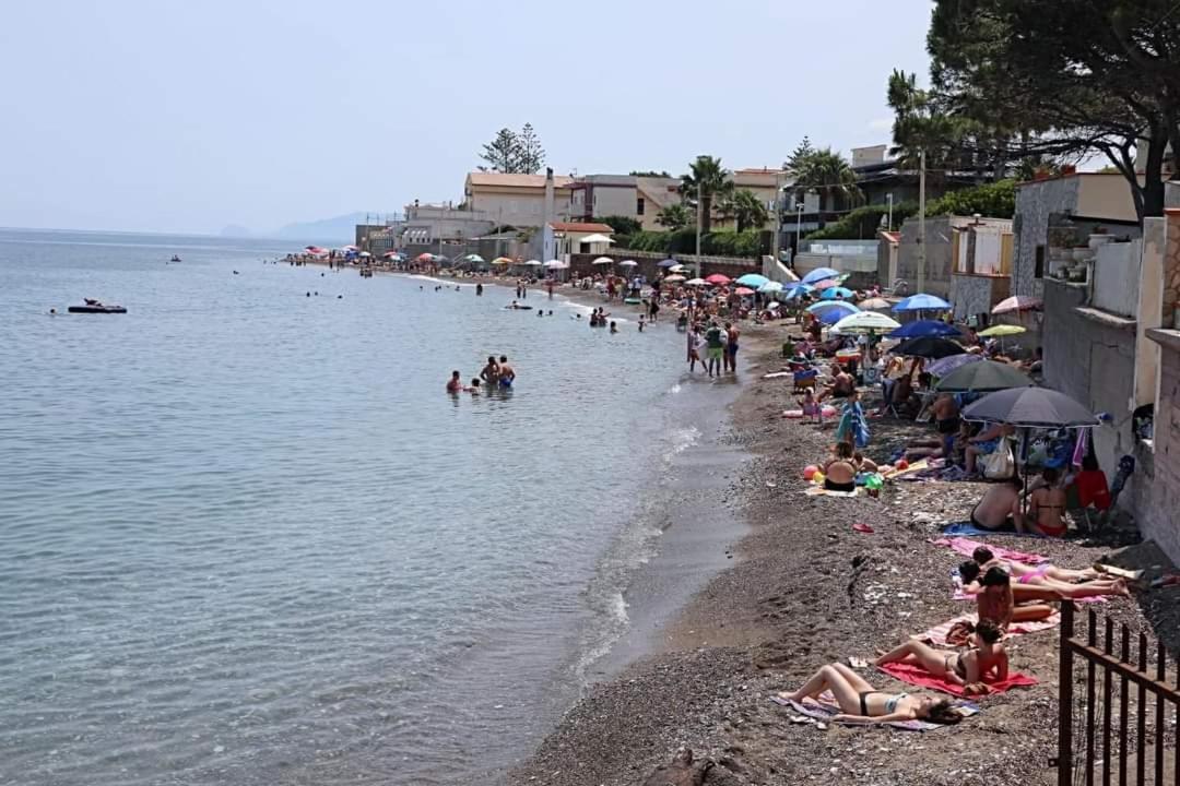 Casa Antonella Hotel Трабия Екстериор снимка