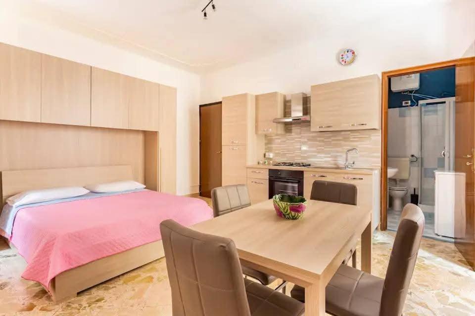 Casa Antonella Hotel Трабия Екстериор снимка